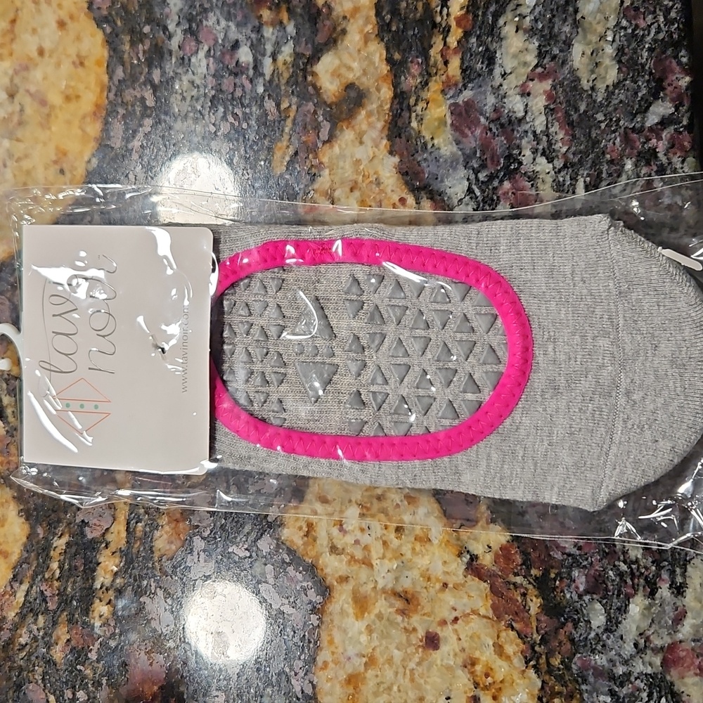 Tavi Noir Grip Socks Medium